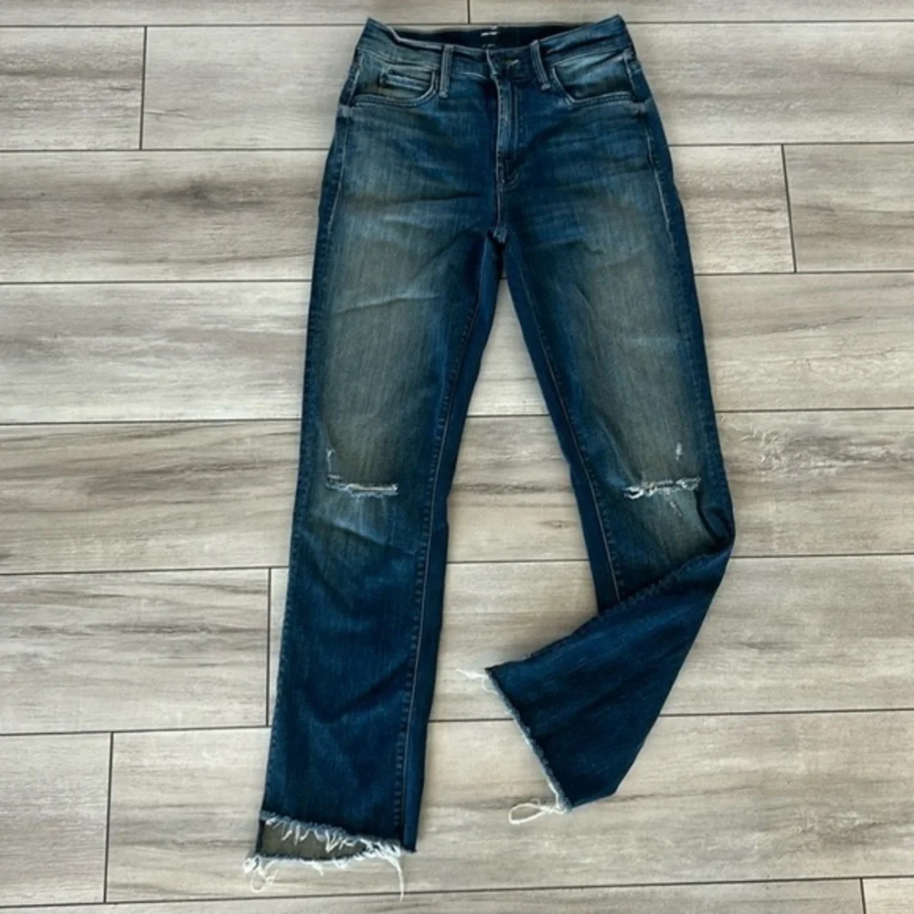 MOTHER the rascal ankle step fray jeans size 24 field of dreams
